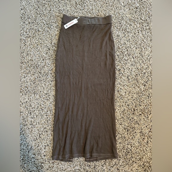 Sundry skirt, size XS**NWT** - Picture 1 of 2